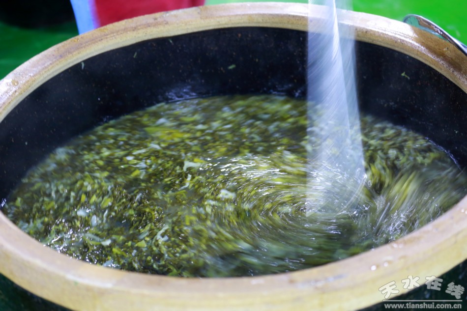 甘肃武山苦苣酸菜浆水出售,武山酸菜销售