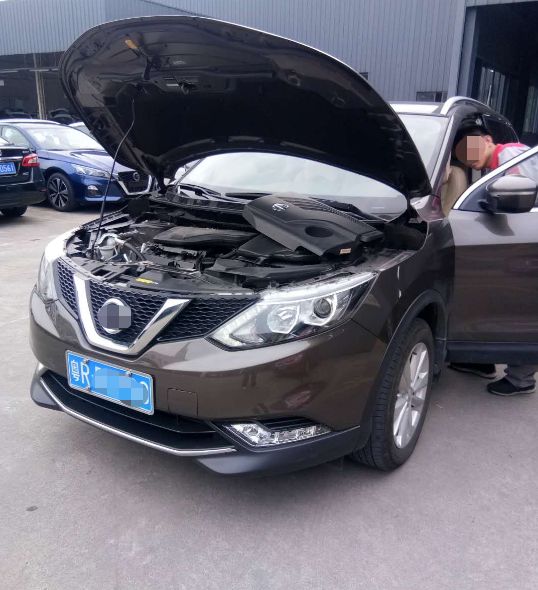 新车10000公里发动机故障灯亮,新车一万多公里出现发动机故障灯