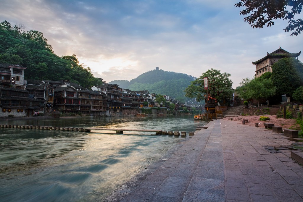 凤凰古城景区,凤凰古城要门票吗