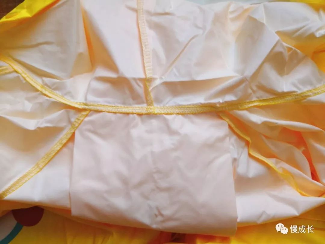 宝宝雨鞋雨衣1-3岁防滑可爱,儿童可爱超萌雨衣