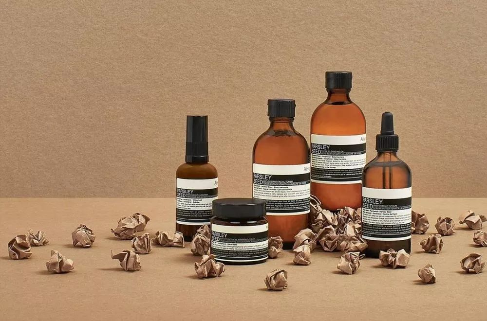 分拆裁员换血，这家没落的美妆巨头宣布贱卖