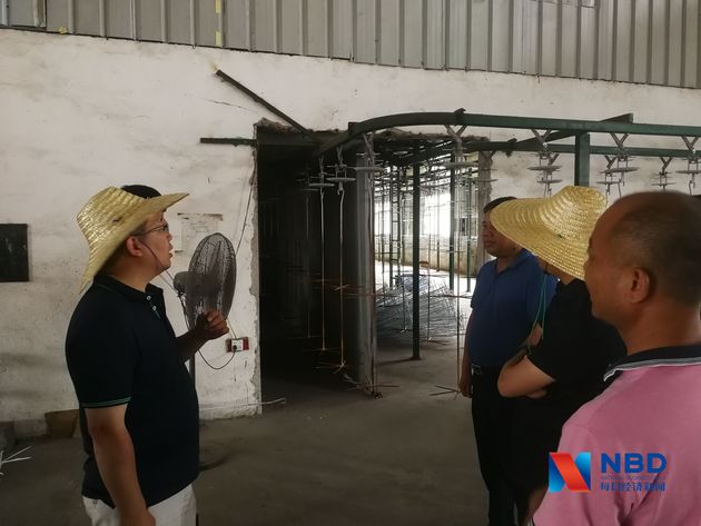 广西南流江水源地拟撤销，为何？二级保护区内实地观察：企业无环评报告就生产，垃圾堆现多头死猪