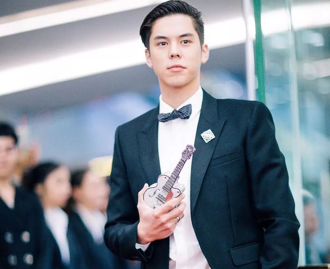 兄弟情还是爱情,兄弟情还是爱情重要