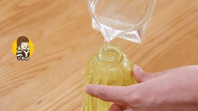 风油精滴在鞋子上的妙招,风油精滴在鞋上怎么办