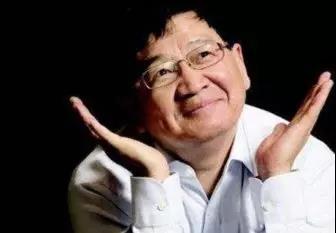 看，那些老人又在研究我们了|半日闲话