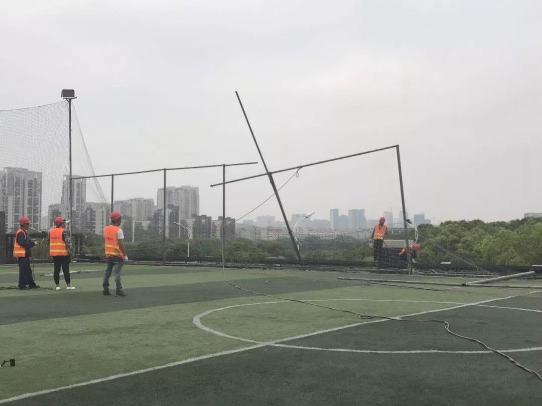 澄海外砂空中足球场,厦边社区空中足球场