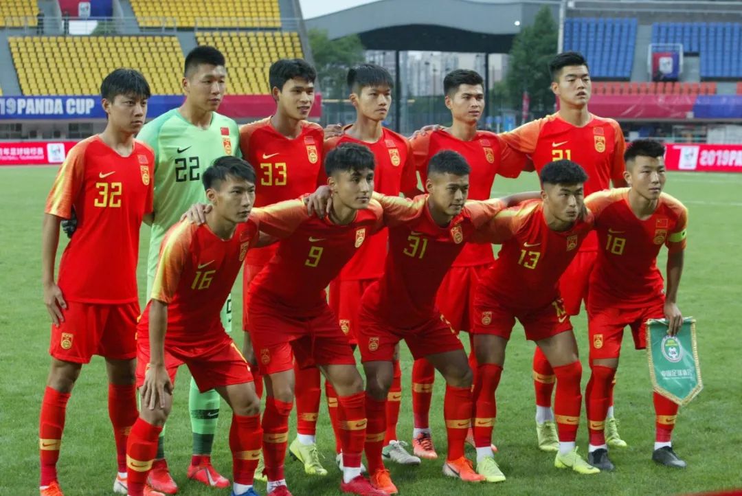 中国足球史上第一次冲出亚洲回顾,中国足球1比5败给泰国青年队