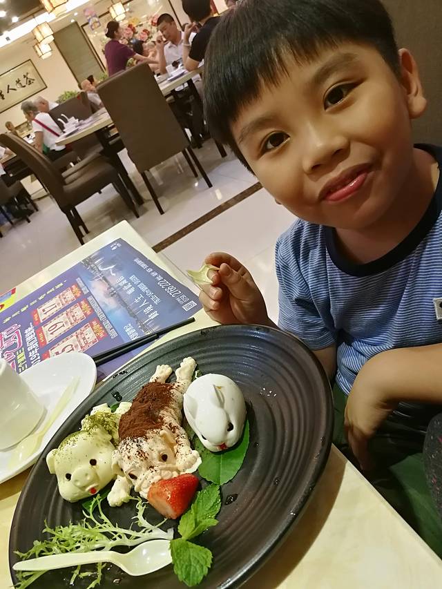 肇庆七星岩鼎湖山自助游,肇庆鼎湖山和七星岩相距多远