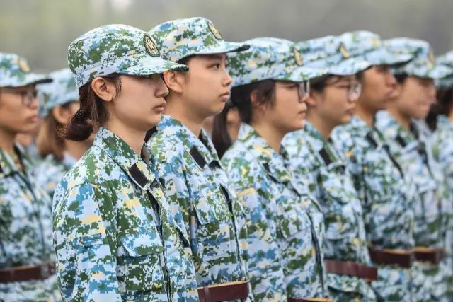 听说，BISUer要达到100℃才能毕业