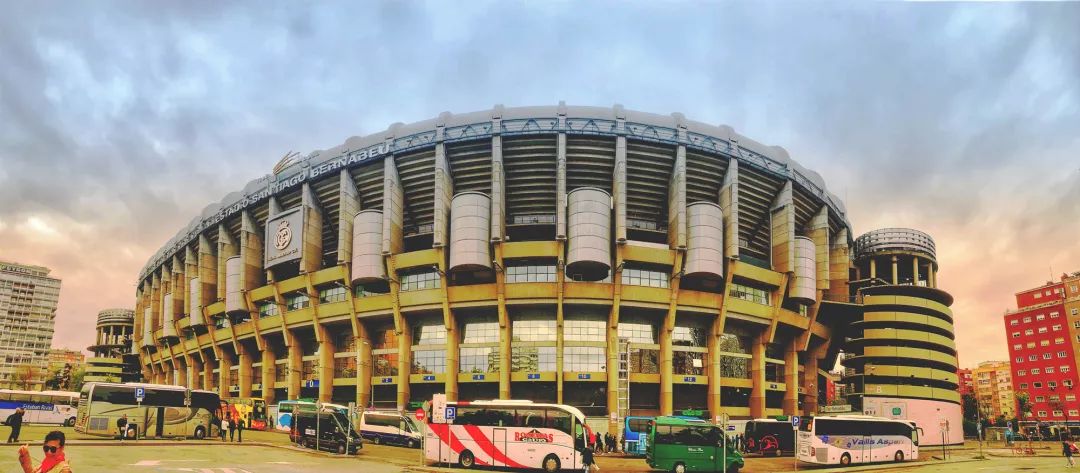 去欧冠现场看比赛有中国解说吗,去现场看欧冠皇马vs曼城