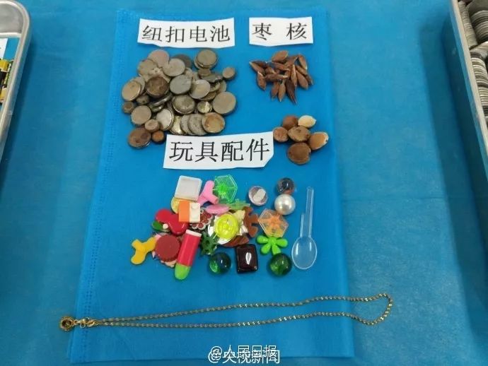 孩子呼吸出来一股恶臭味,三岁女童身体散发臭味真相
