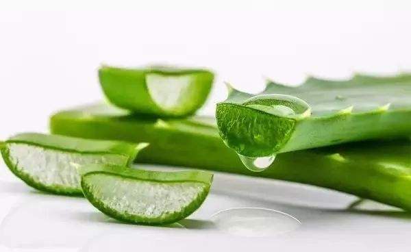 夏季身体晒黑美白小妙招,夏季晒黑了的皮肤怎样白回来