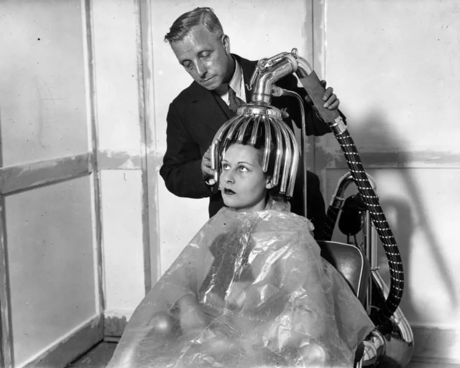 怪异的美容店,哪都不对劲