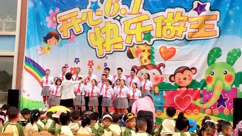 孩子们为六一儿童节做准备,六一儿童节陪孩子们一起过