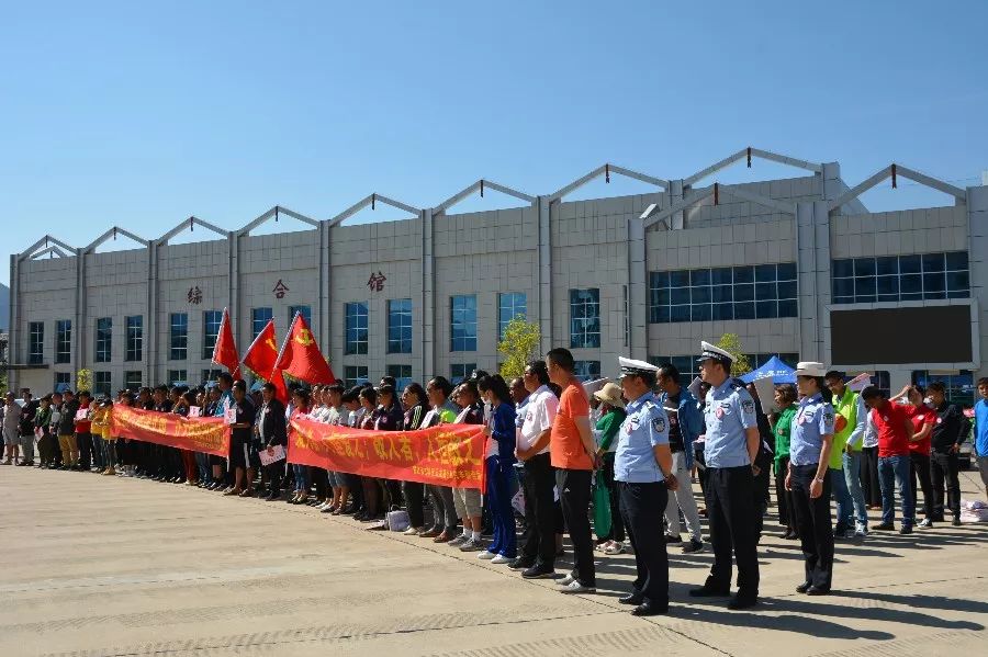 曲靖爱心送考志愿服务活动启动,第十二届大理爱心送考活动启动