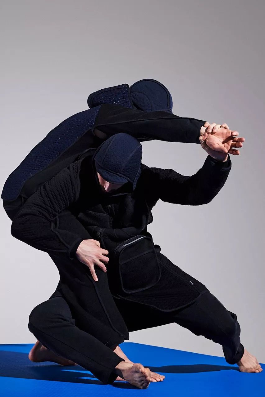 那个新锐针织品牌Byborre，他设计的东西你也能做到（？）