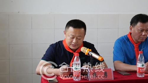 “公安·科教”公益助学行——爱心企业燕子食府走进利辛县永顺社区