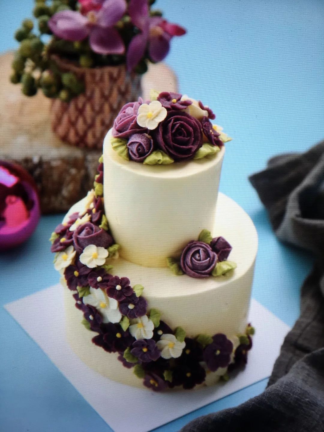 港丽杭大店开卖蛋糕了！精致的裱花蛋糕，秒杀连锁的奶酪茶……没想到你是这样的港丽