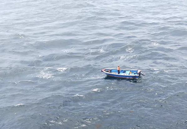 一个渔民迷失太平洋,一个渔民的故事