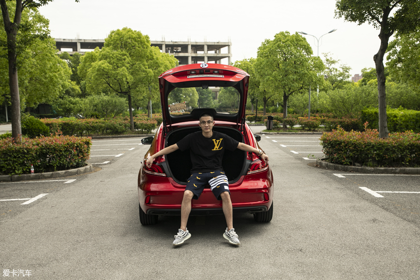 沉浸式体验2023款名爵6,21年名爵6领潮版体验