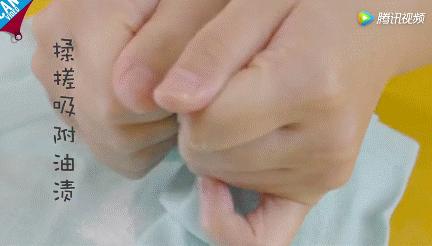 风油精喷在衣服上会怎么样,风油精滴到衣服上要怎么解决