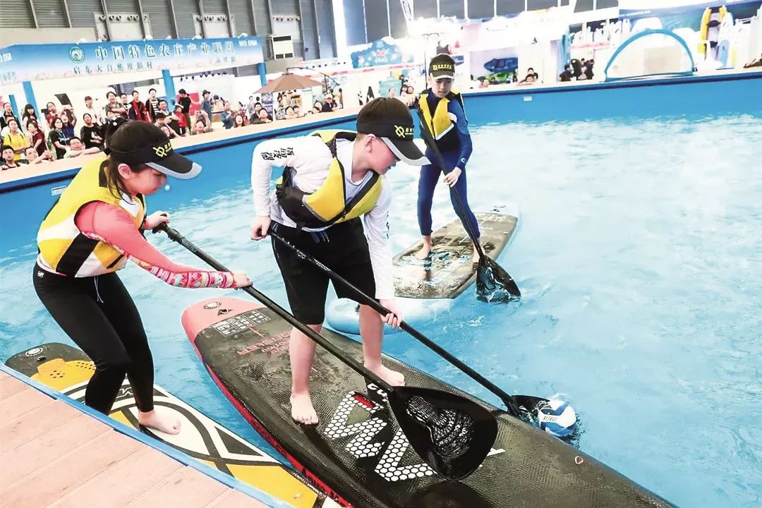 游艇：其实我真的很亲民~