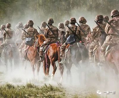 人民日报最经典的照片,人民日报年度好照片