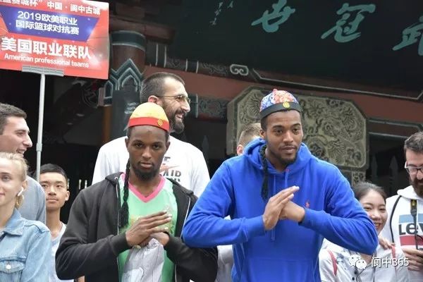 古城靓丽的一道风景线,古城一道美丽的风景线