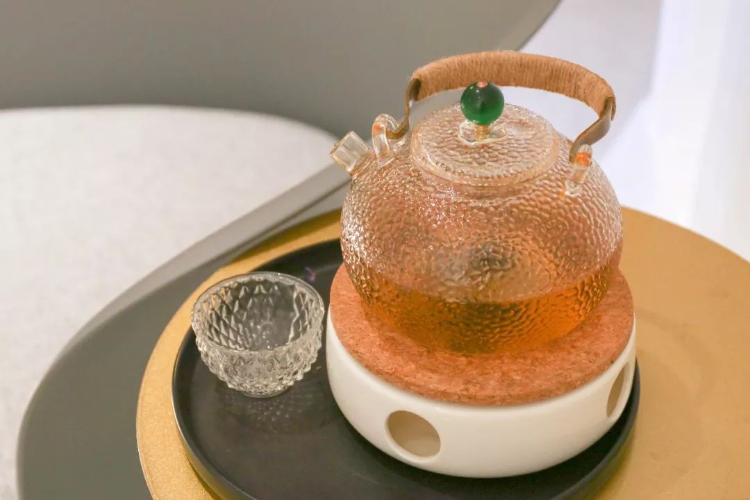 河西贵妇,贵妇的一天视频