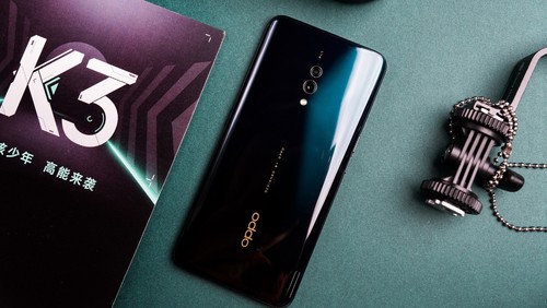 大学生怎么选择手机,适合大学生用的手机哪款最好