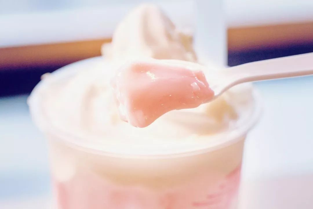 一到夏天就只剩半条命,一到夏天又把命交给了空调