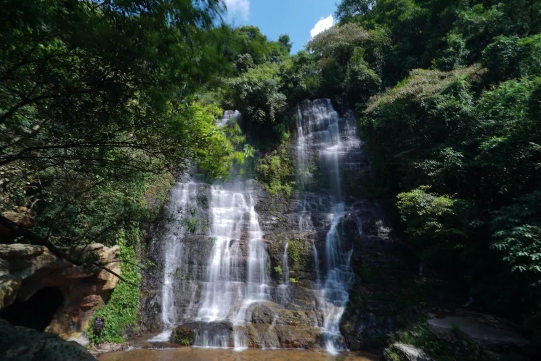 攻略|免费玩！水球大战、玻璃滑道、溜索、汉服穿越……桂林红溪森林瀑布满足你N个夏日期待