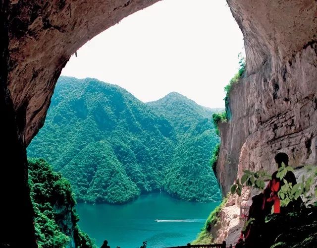 长阳城,长阳向阳花开