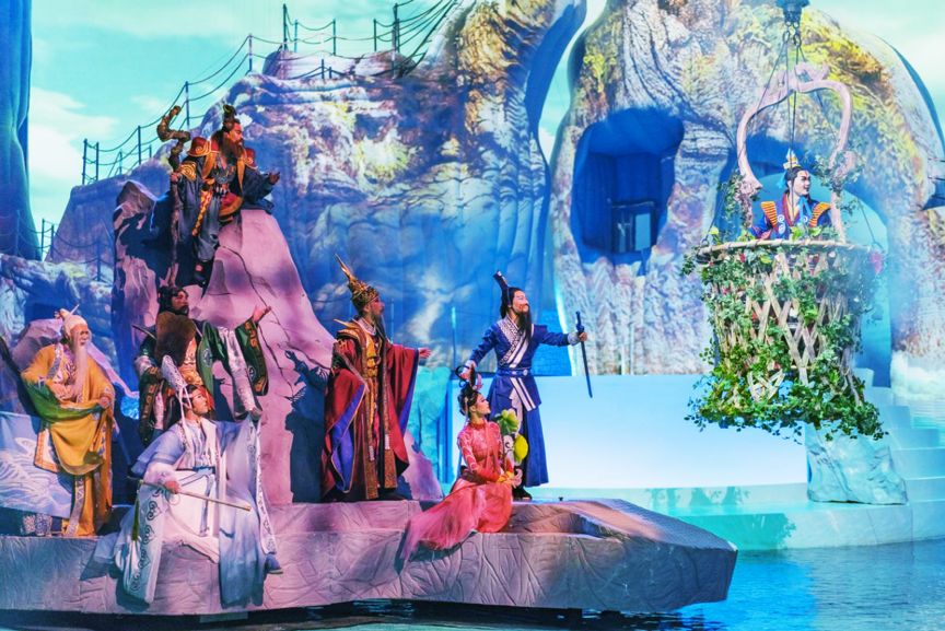 告别宏大“山水”，文旅演艺营情境、讲故事