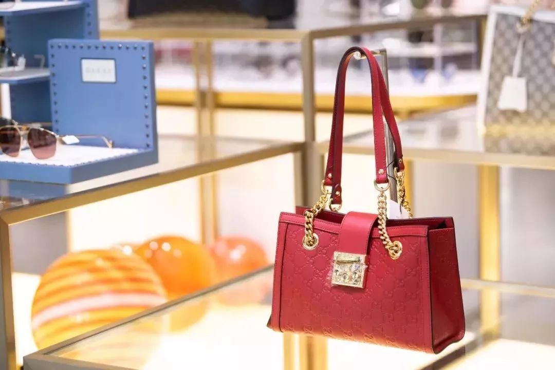 耐克，匡威低至4折再享折上折！人气品牌第二件折上5折！年中大促，嗨购10天，来杉井随便买