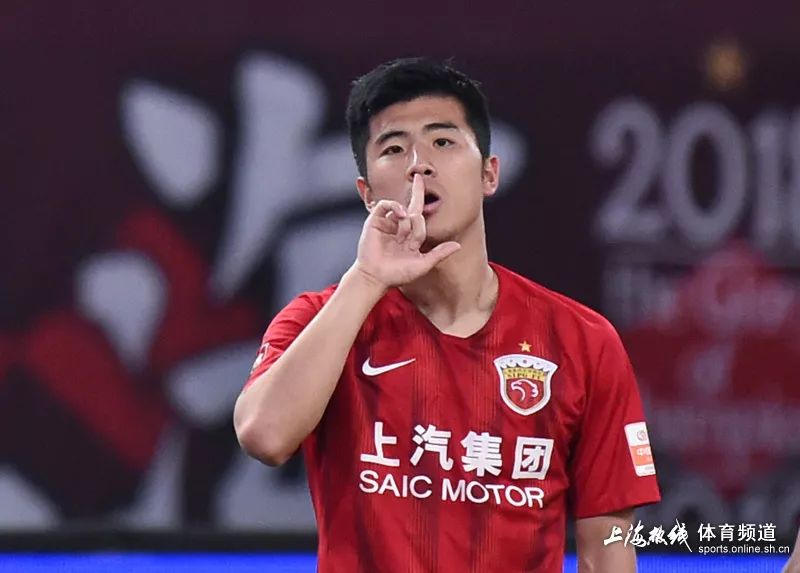 上海上港前锋李圣龙,上海上港足球队员李圣龙哪里人