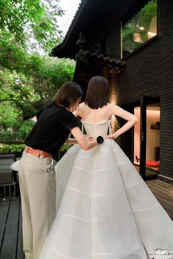 奥黛丽赫本与纪梵希婚纱,奥黛丽赫本风格婚纱照样片欣赏