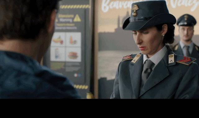 彭于晏和荷兰弟,彭于晏过海关被罚