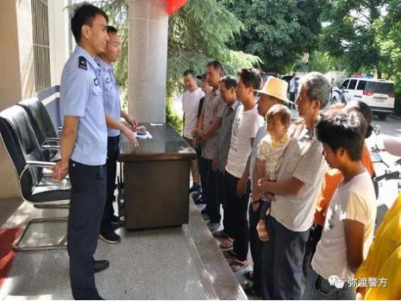 电动车能载200多斤吗,电动车能上牌为什么说超重