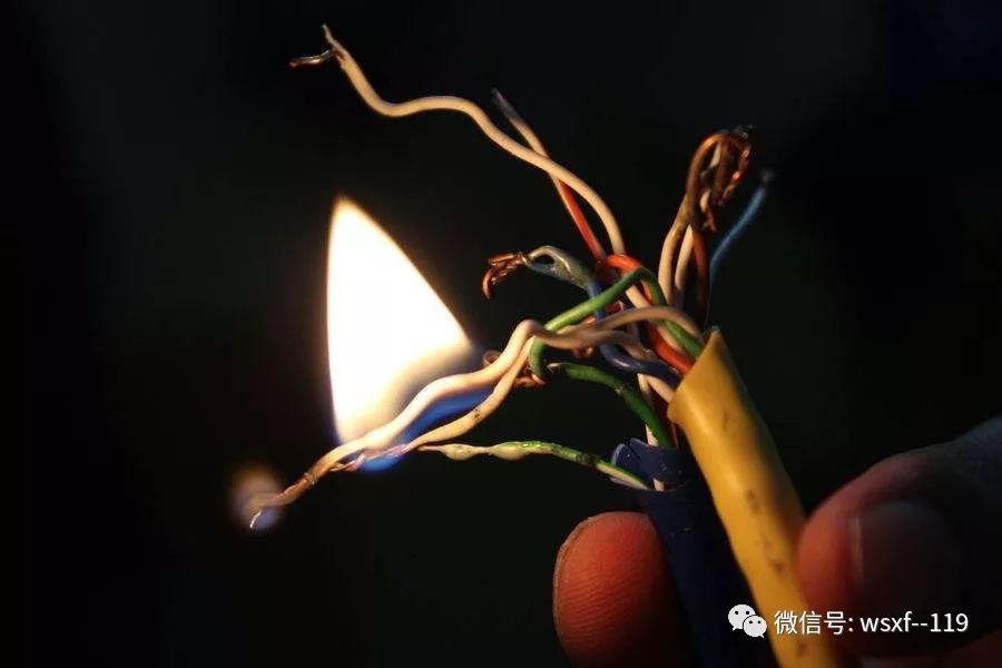 电线起火原因与处置方法推荐,电线接头起火什么原因