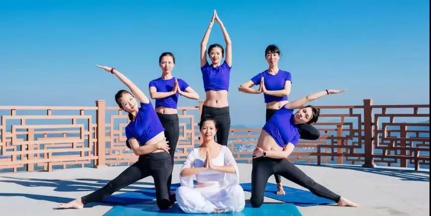 嘉华夏日运动盛惠来袭,全场瑜伽卡6.6折,健身卡8折