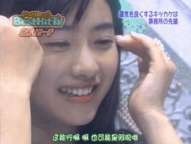 想要变好看？先找人夸你