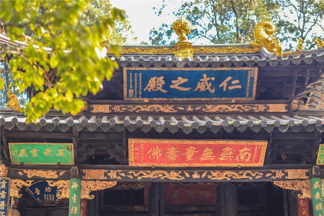 昆明金殿风景区古建筑之美,百年前昆明金殿照片