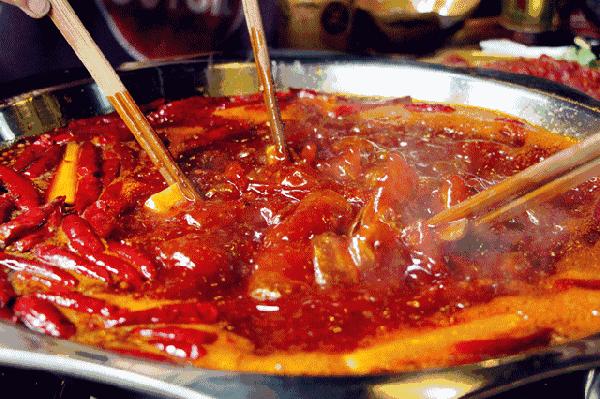 口腔溃疡痛的吃不下饭,口腔溃疡吃火锅就好了