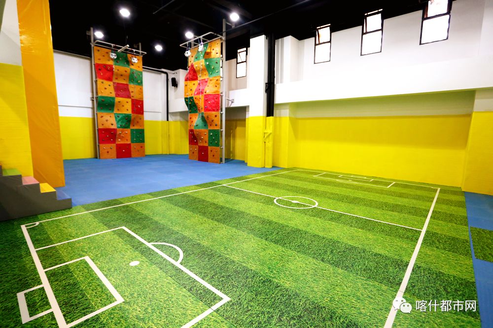喀什蹦床乐园推荐,喀什鑫锐锋蹦床主题公园