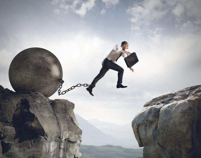 精功集团为何会陷入债务危机,精功集团违约破产对精工钢构影响