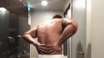 搓背再也不求人！风靡日本的弧形浴刷，轻轻一搓出污垢