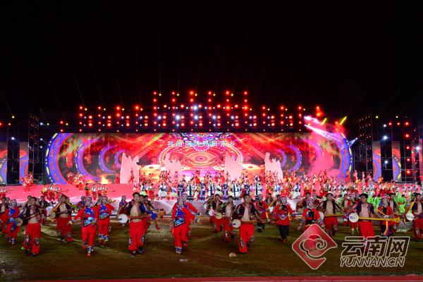 昆明市第六届运动会石林队,昆明市第六届运动会足球赛开赛