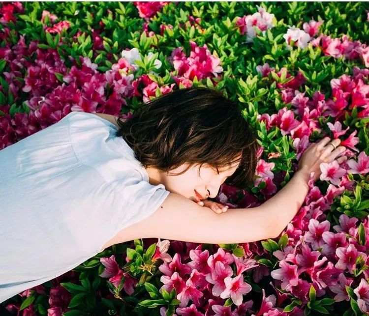 这样拍背影真的太好看了,怎样拍侧脸好看霸气