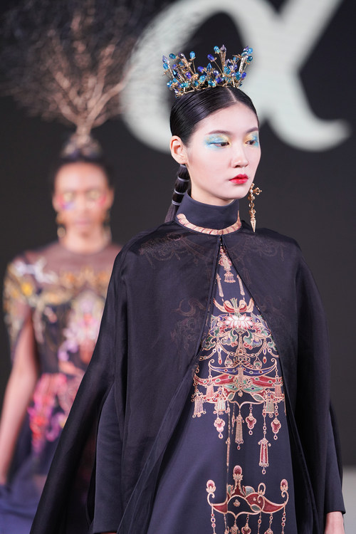 索尼最新全画幅微单a7riii,索尼alpha6000怎么样